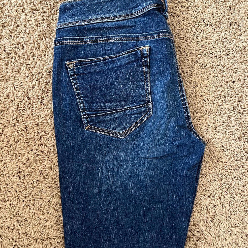 Silver Jeans Suki Slim Boot (W28, L33)